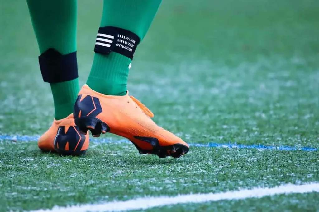 how to break in football cleats without wearing them